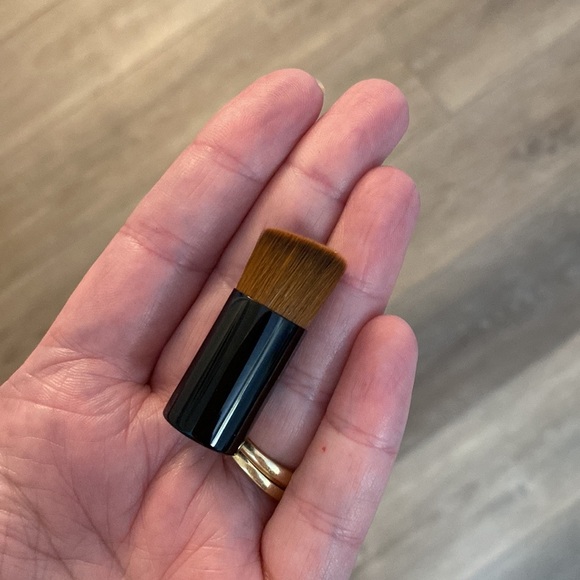 3 Chanel Les Beiges Water-Fresh Teint MINI Foundation brushes - Picture 10 of 10